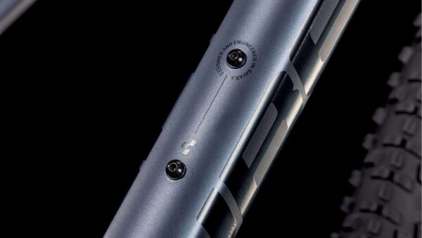 Cube Attention Pro Metallicgrey´n´Black