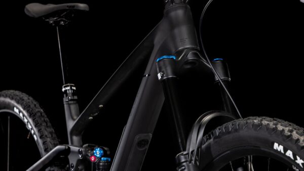 synqup_837200_D_04 Cube Stereo ONE55 C:62 SLX 29 Blackline